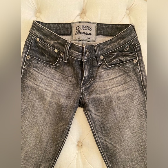 Y2K Guess Black & Grey Low Rise Leather Pocket Jeans sz 24 - Picture 2 of 6